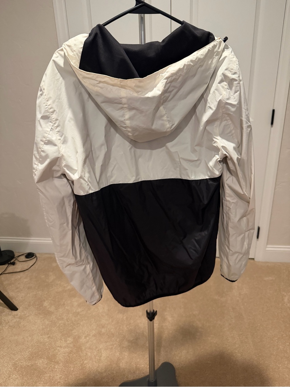 Calvin Klein Black and White Colorblock Windbreaker Jacket - Picture 6 of 10